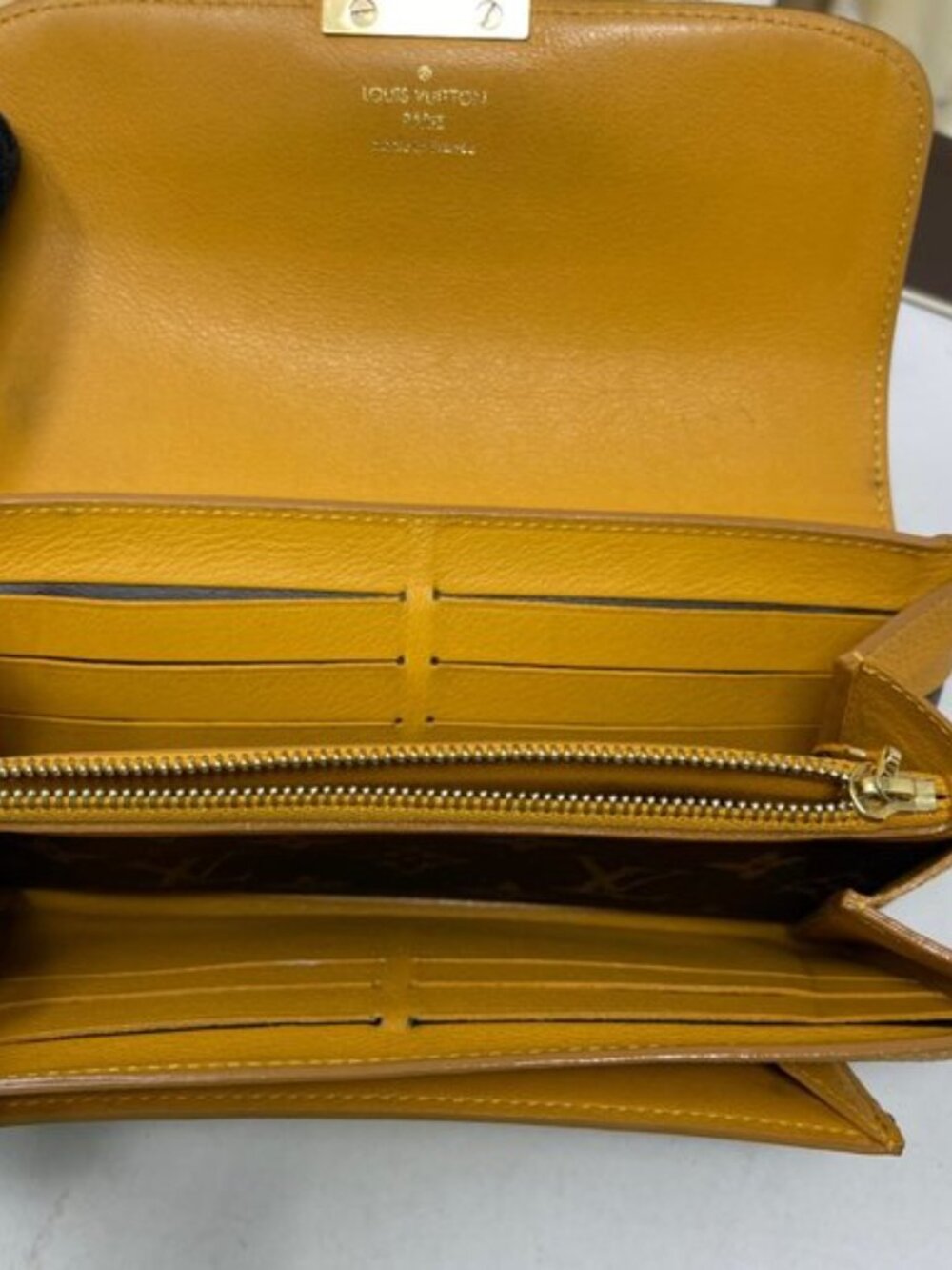 LOUIS VUITTON Monogram Elysee Long Wallet - Picture 4 of 10